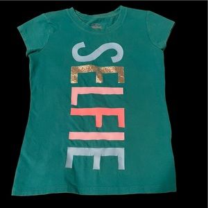 Selfie tee